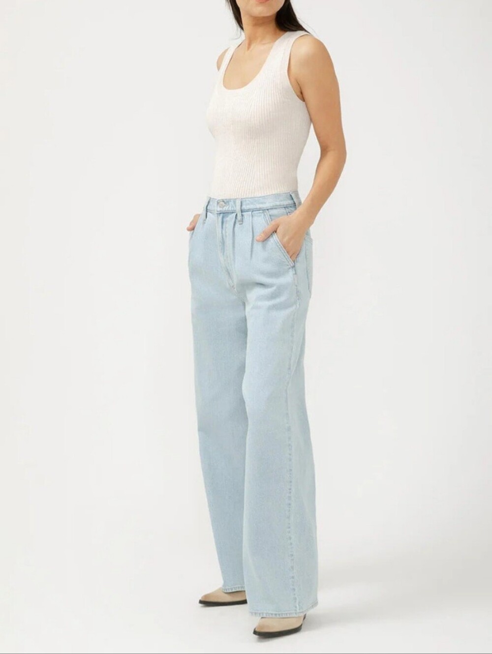 NWT Silver Jeans Co Pleated Denim Trouser High Rise light Blue Wide Leg Size 29 - Picture 1 of 14